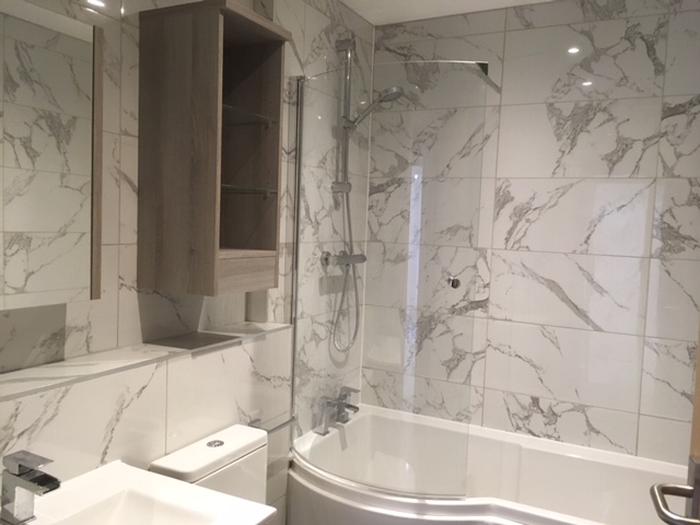 Didsbury apartment bathroom